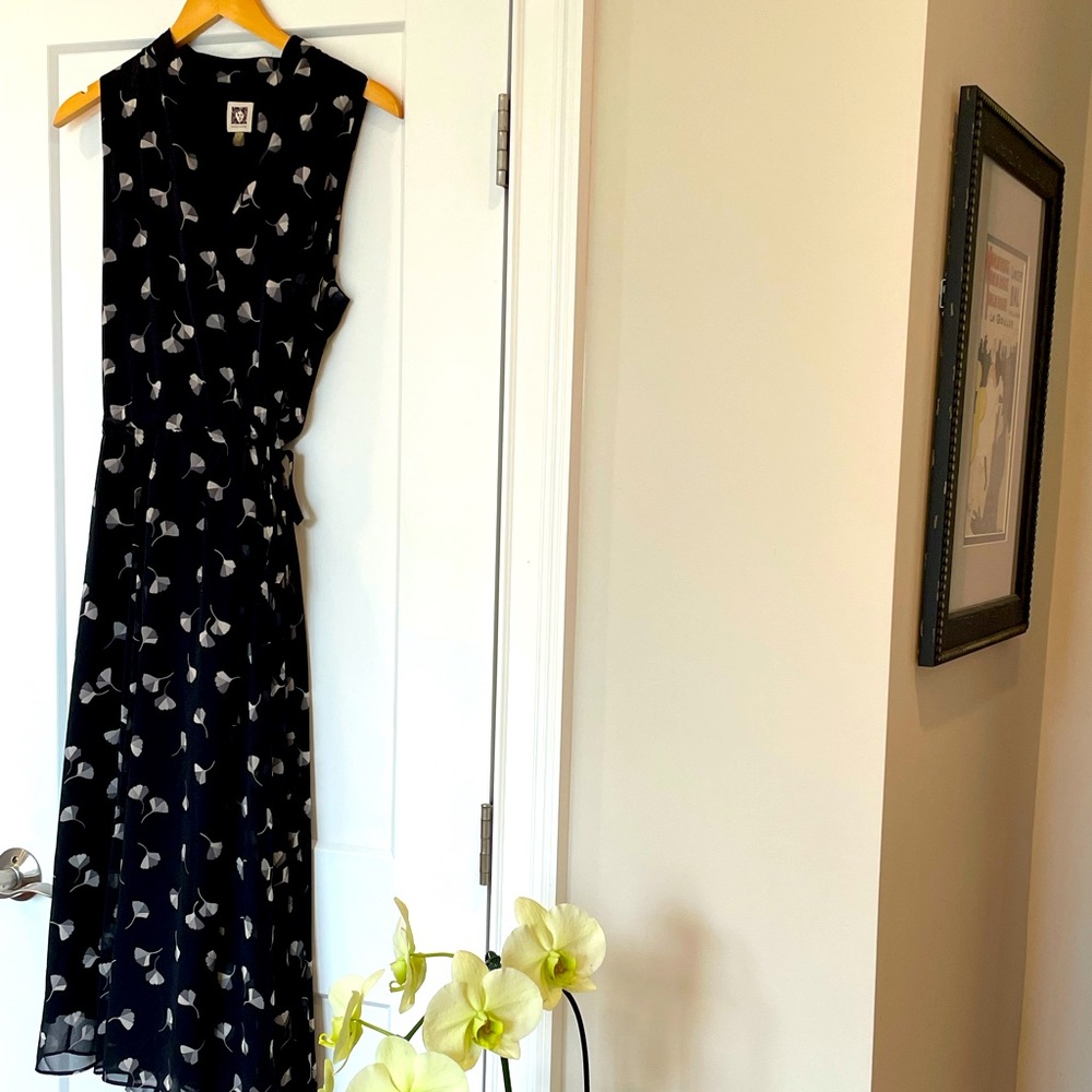 Anne Klein long ready-wear dress. Cinch waist. M